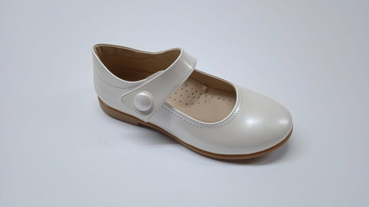Classic Pearl shoes